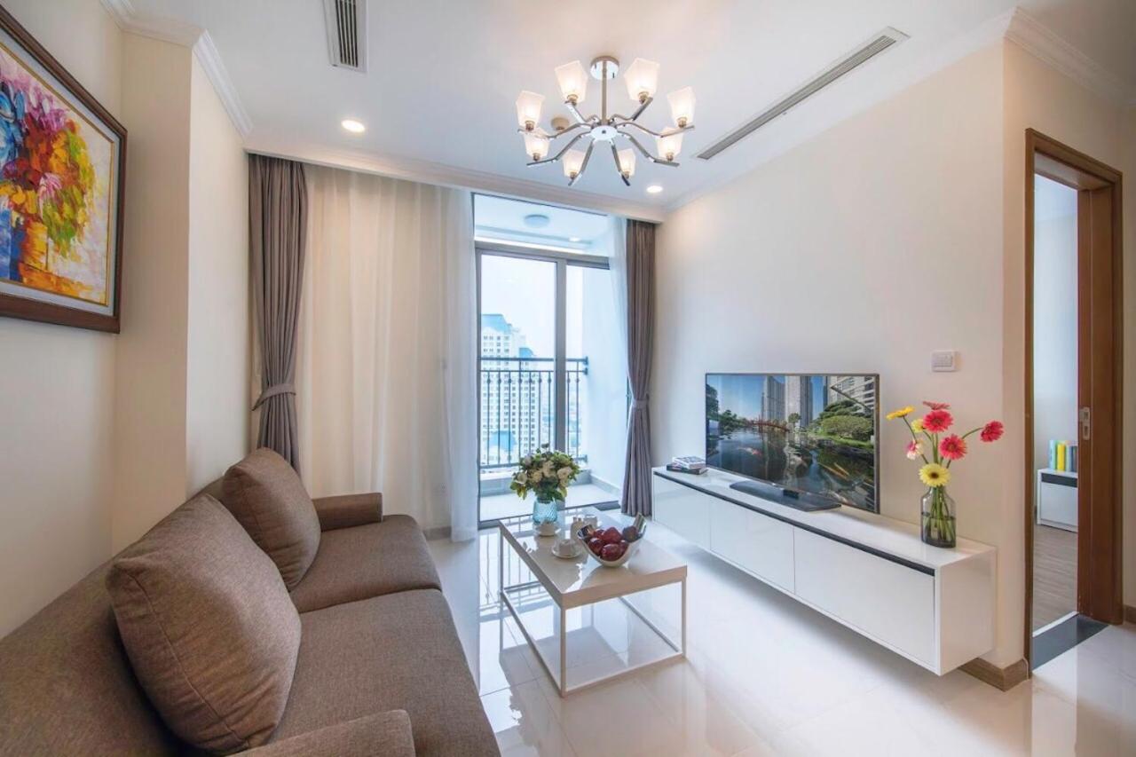 Homes By Christine - Vinhomes Central Park Ho Chi Minh City Bagian luar foto