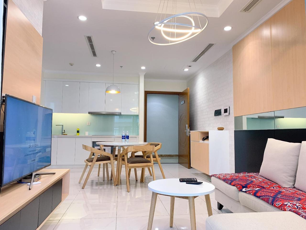Homes By Christine - Vinhomes Central Park Ho Chi Minh City Bagian luar foto