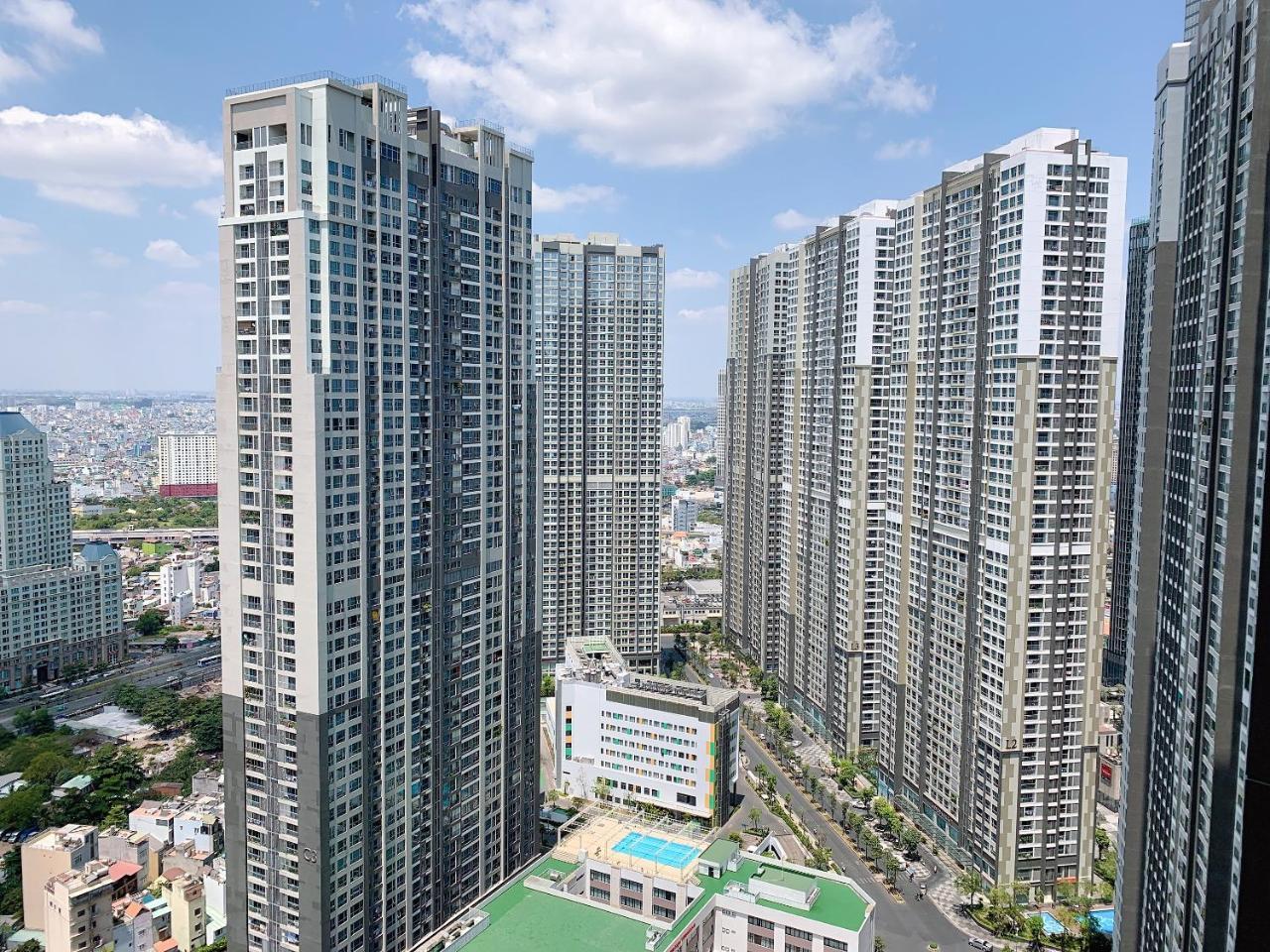 Homes By Christine - Vinhomes Central Park Ho Chi Minh City Bagian luar foto