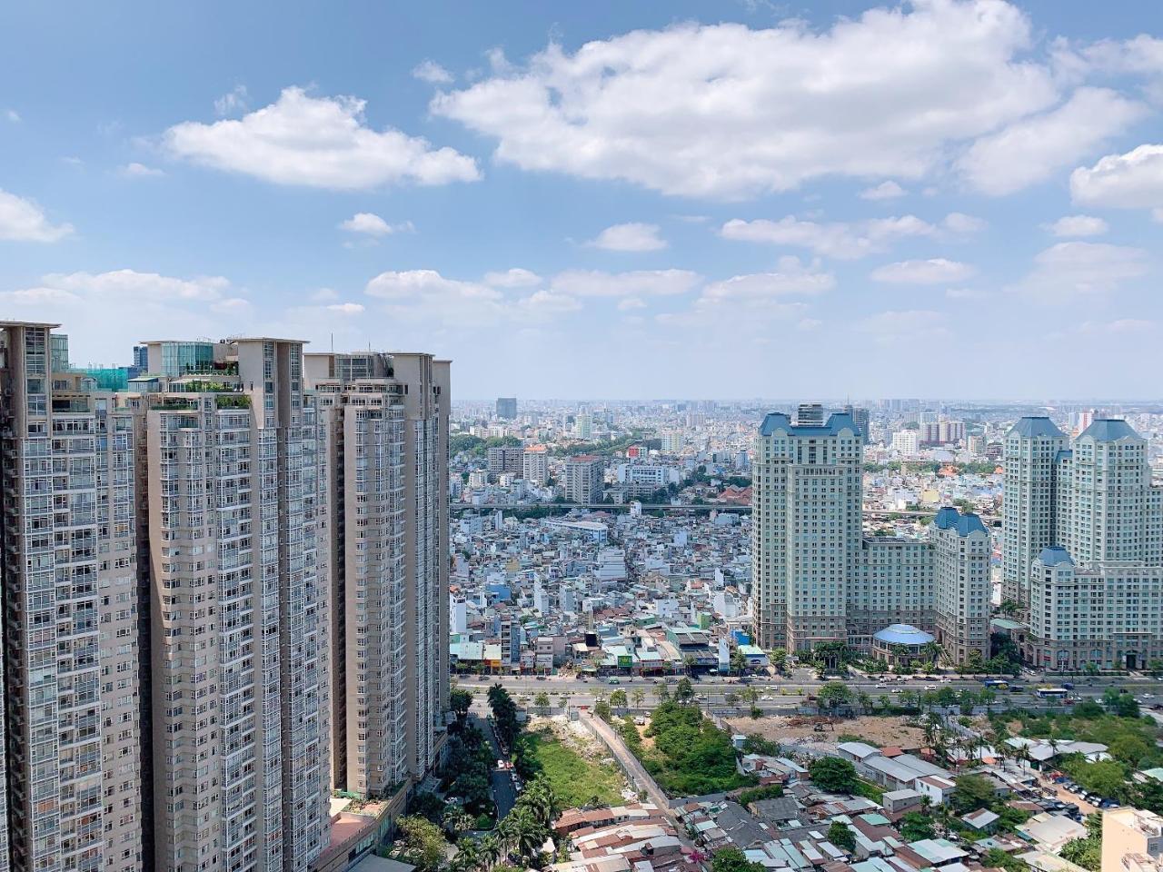 Homes By Christine - Vinhomes Central Park Ho Chi Minh City Bagian luar foto