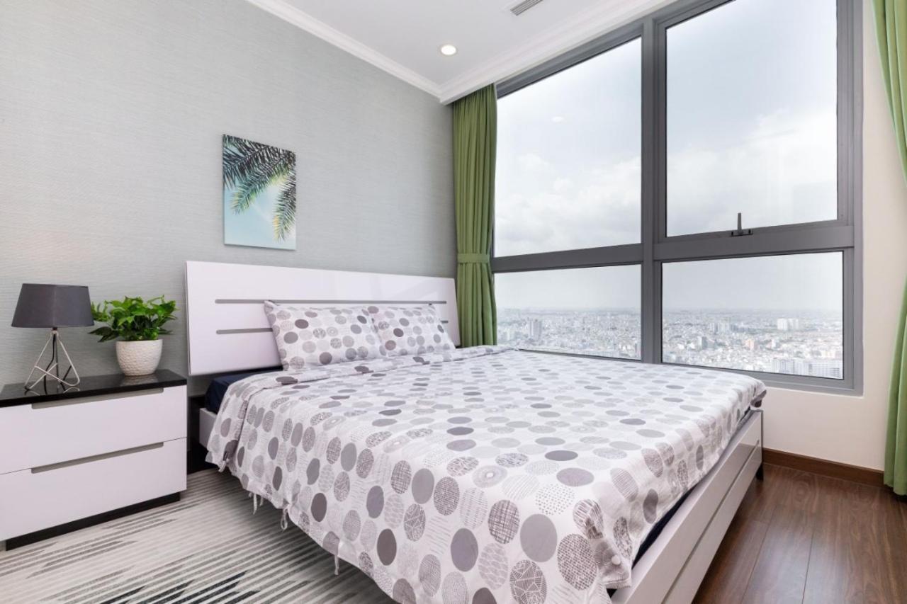 Homes By Christine - Vinhomes Central Park Ho Chi Minh City Bagian luar foto