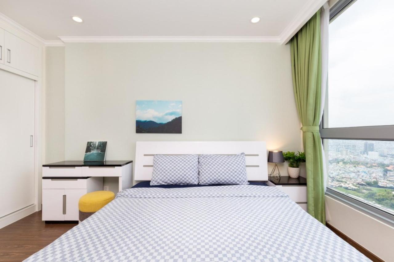 Homes By Christine - Vinhomes Central Park Ho Chi Minh City Bagian luar foto