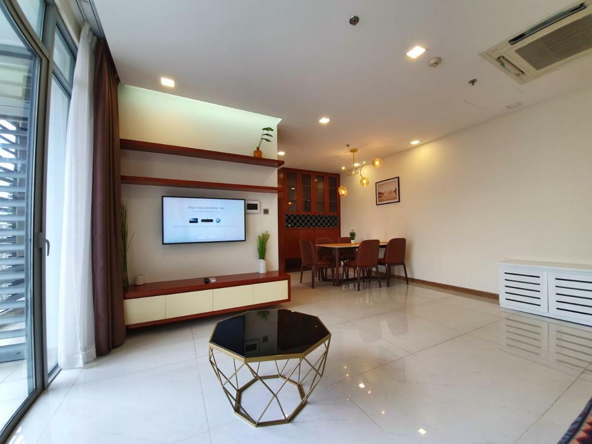 Homes By Christine - Vinhomes Central Park Ho Chi Minh City Bagian luar foto