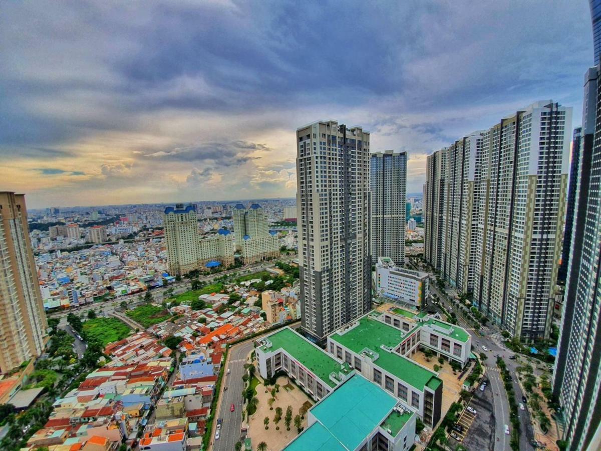 Homes By Christine - Vinhomes Central Park Ho Chi Minh City Bagian luar foto