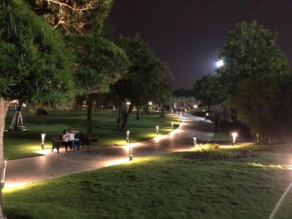 Homes By Christine - Vinhomes Central Park Ho Chi Minh City Bagian luar foto